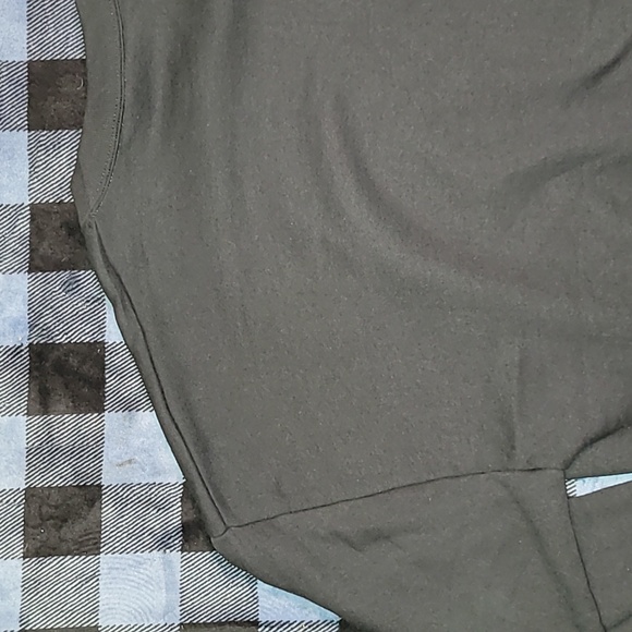 Vintage. Made in USA. Jerzees by Russell.  Playing Card Suits. Crew neck. 3X - Picture 13 of 14